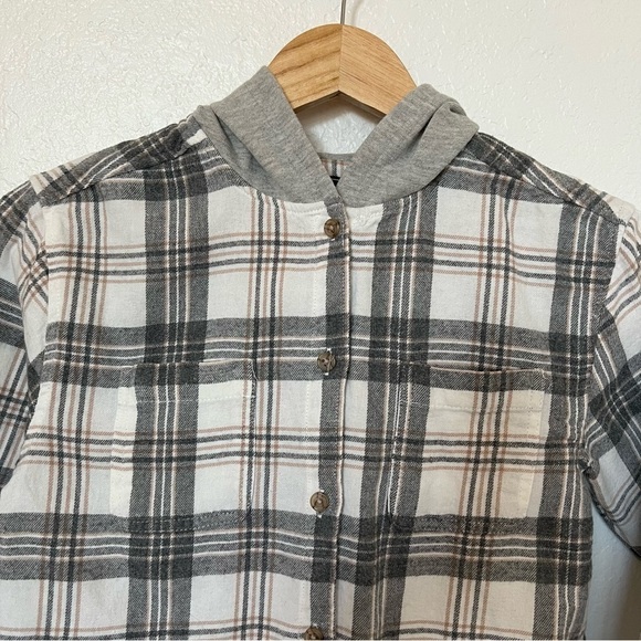 2/$30 Girls Shacket hoodie by Bixby Nomad.  Size M - Picture 2 of 10